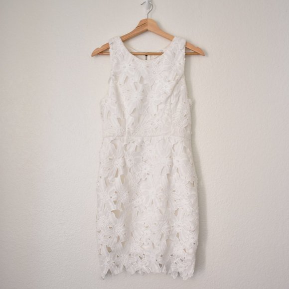 Astr The Label Textured Floral Body Con Dress - Picture 3 of 15